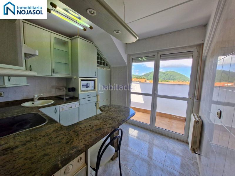 Foto f7529757-e7ca-48c6-ad30-491f64362cd8. Apartament amb calefacció aparcament a Palacio Noja