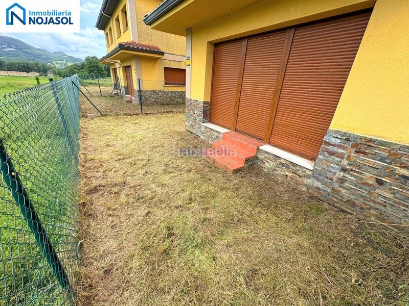 Foto a26f19f4-b747-4510-8303-afb1fc7030d5. Casa aparellada amb calefacció aparcament a Ruesga