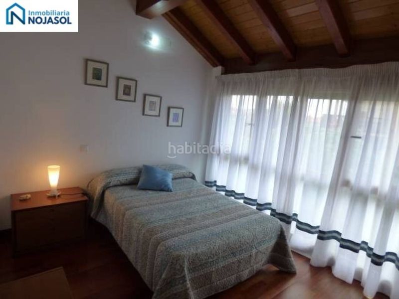 Foto 048fed9e-4020-4756-b3a3-b2ad7918277b. Casa adossada amb calefacció aparcament piscina a Bareyo