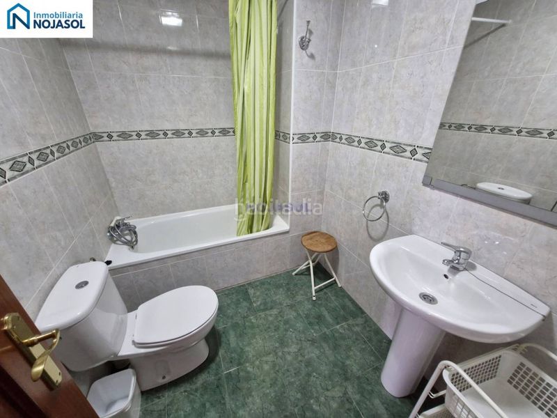 Foto 0d4ec386-a86e-4cfe-a1e9-b49cb8b34526. Casa adossada amb calefacció aparcament piscina a Bareyo