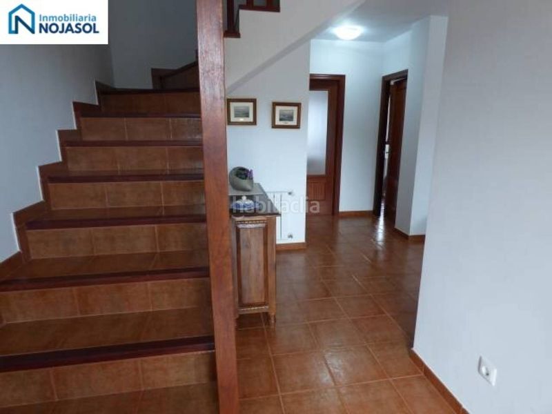 Foto 1380fb43-0942-4c9a-8668-04c9dc1357bd. Casa adossada amb calefacció aparcament piscina a Bareyo