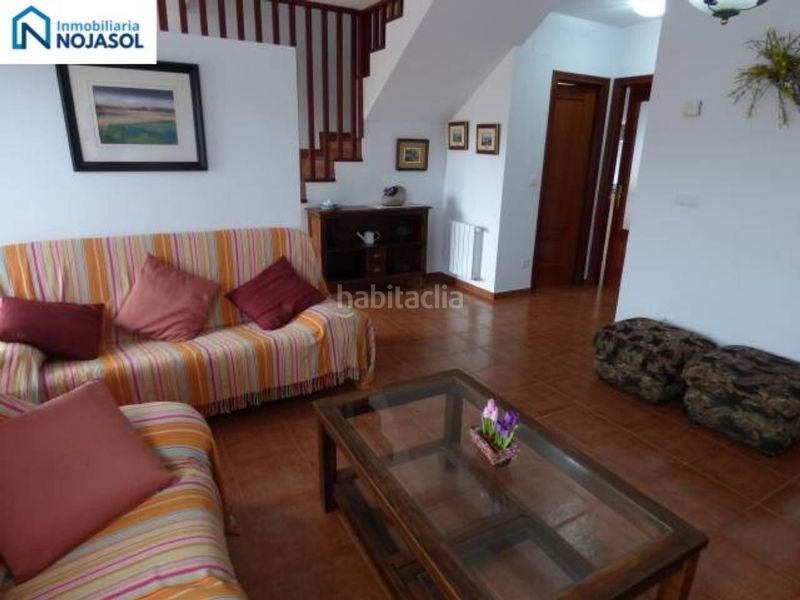 Foto 4624ac10-875a-4f3b-be2c-343372ea2414. Casa adossada amb calefacció aparcament piscina a Bareyo