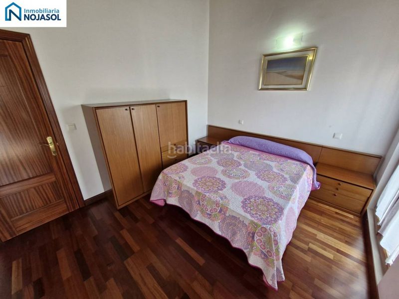 Foto b3686db8-ddc8-4bcd-9056-ec611a449ccb. Casa adossada amb calefacció aparcament piscina a Bareyo