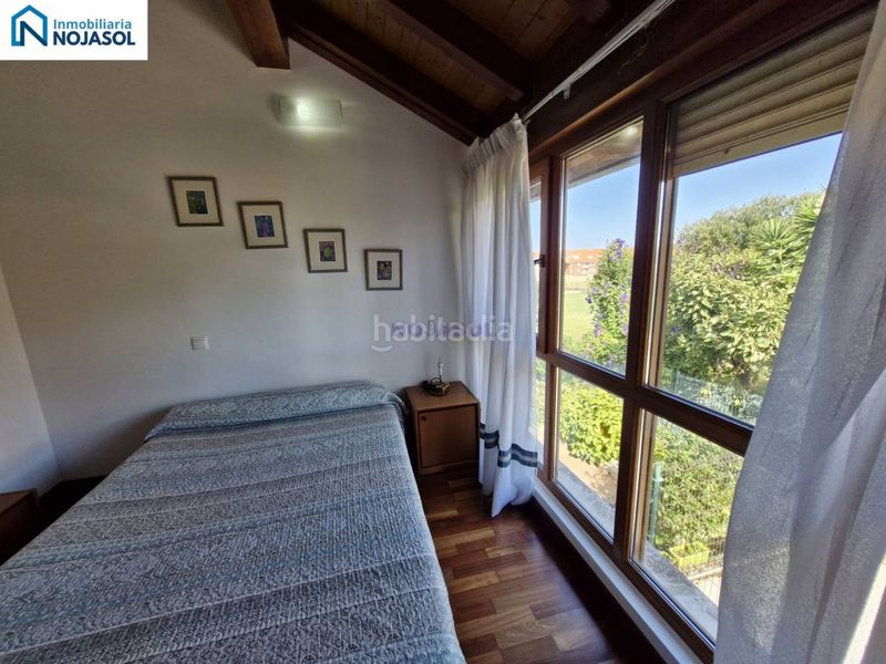 Foto b3b2642f-2763-40ff-a630-1823d11f2611. Casa adossada amb calefacció aparcament piscina a Bareyo