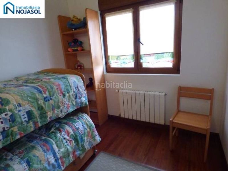 Foto c3637357-6391-4796-8416-ccfdf956e414. Casa adossada amb calefacció aparcament piscina a Bareyo
