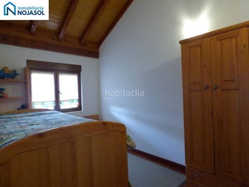 Foto c6fe3a00-b73c-4d98-bad6-db92e43acf07. Casa adossada amb calefacció aparcament piscina a Bareyo
