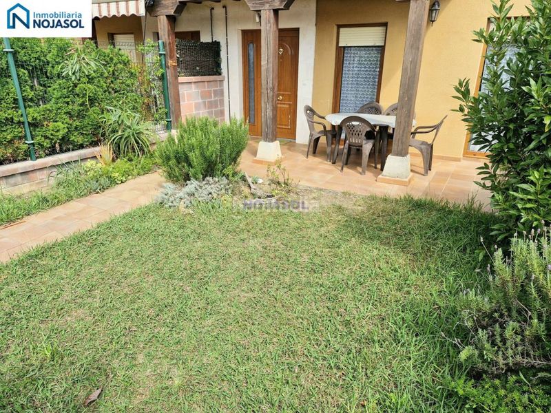 Foto dcb81e76-691e-43bc-8eab-7e356b978312. Casa adossada amb calefacció aparcament piscina a Bareyo