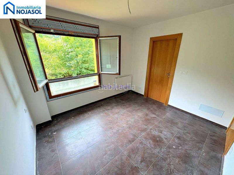 Foto 113350ba-afb0-4b5b-8898-caff7c368817. Casa aparellada amb calefacció aparcament a Ruesga
