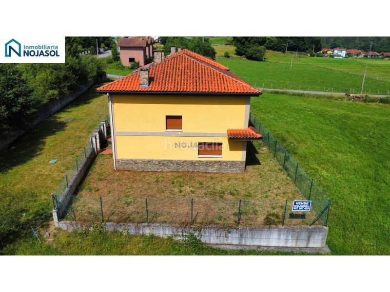 Foto 3228ae4e-cc5b-464a-bb4d-8108447ff072. Casa aparellada amb calefacció aparcament a Ruesga