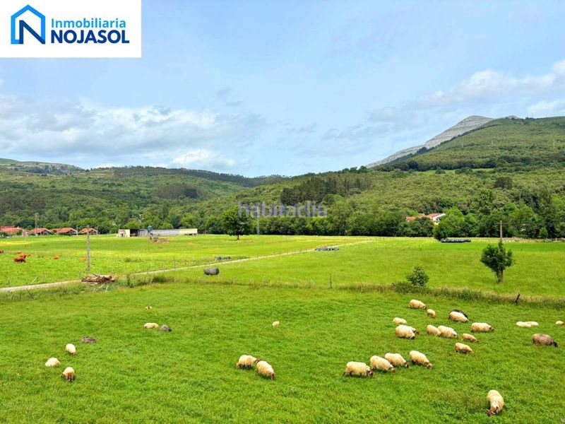 Foto 57297748-229a-4062-88b1-c4db04d3f03c. Casa aparellada amb calefacció aparcament a Ruesga