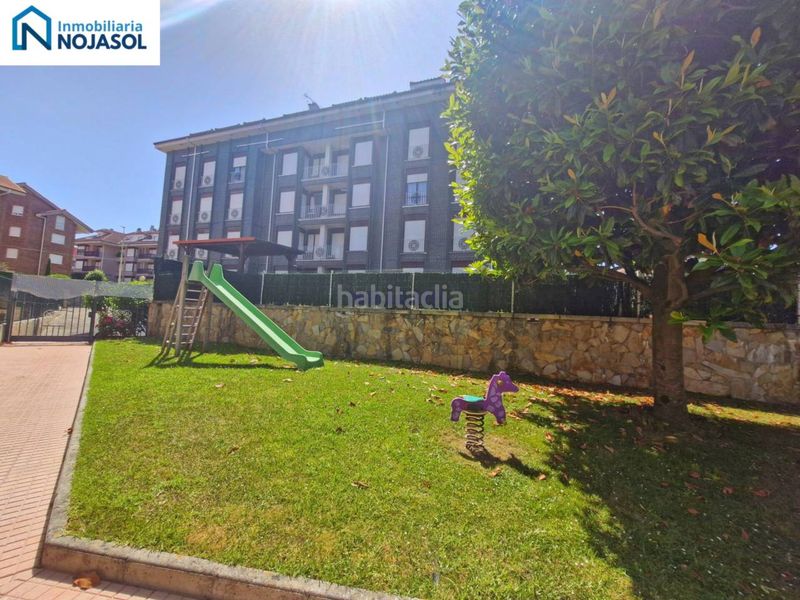 Foto b29fda85-6513-48b9-9006-f04c0bad24de. Apartament amb calefacció aparcament piscina a Ris Noja