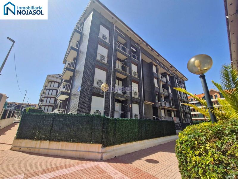 Foto c4c414b8-b0d5-455b-9b89-6a11be86791b. Apartament amb calefacció aparcament piscina a Ris Noja
