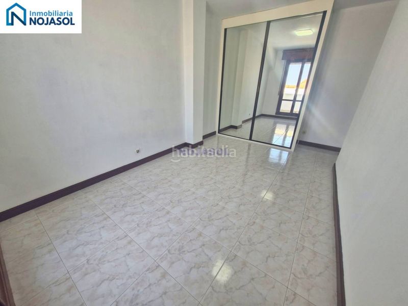 Foto fbc4beff-d2bc-4a85-8bce-dcf8cebbe35e. Apartament amb calefacció aparcament piscina a Ris Noja