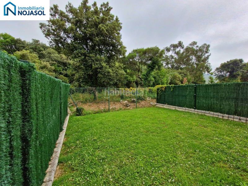 Foto 5b5e6a40-89a1-448e-a46d-db786c65c236. Casa adossada amb calefacció aparcament piscina a Argoños