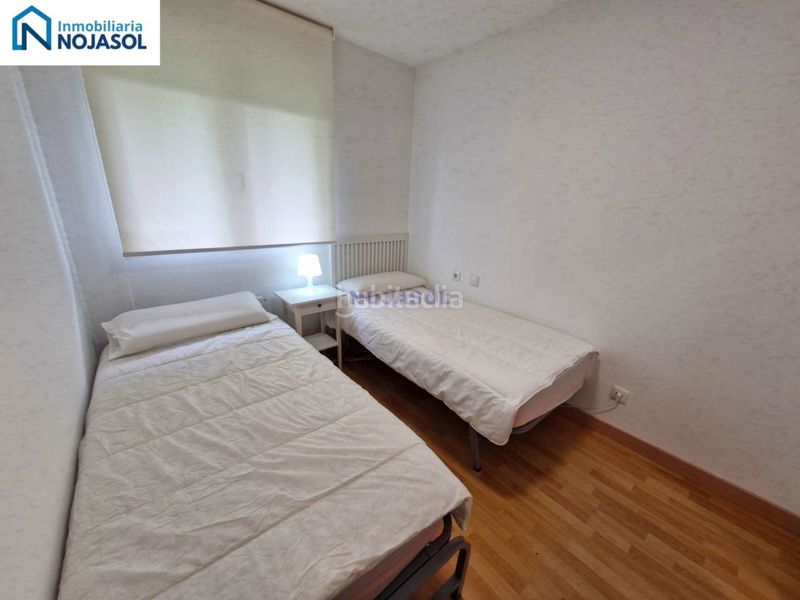 Foto 66ca7a8f-dacc-4175-b8d5-eca03996be02. Casa adossada amb calefacció aparcament piscina a Argoños