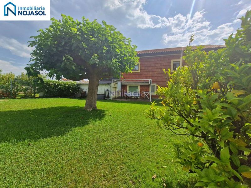 Foto 8dbd7b22-ea86-4347-9d8d-cf97af108e31. Casa amb calefacció aparcament a Arnuero