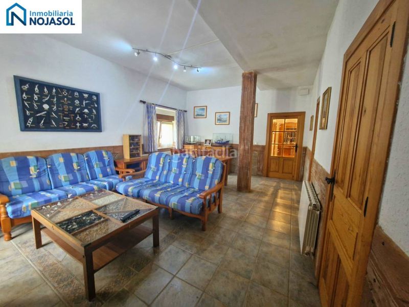 Foto f9f83449-24ab-475a-beb9-9bf7893a4c12. Casa amb calefacció aparcament a Arnuero