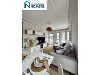 Pis  Avenida santander. Ref 000582   exclusiva vivienda!!!! de 3 habitaciones, 2 baños,