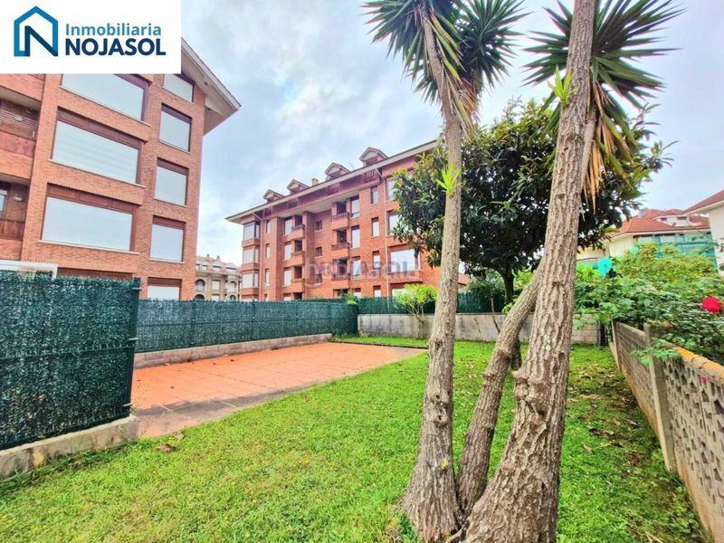 Foto 5b1c8899-f57b-419f-b1d1-082fd6af6af6. Apartament amb calefacció aparcament a Palacio Noja