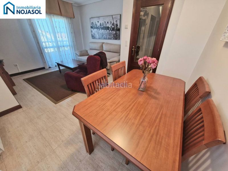Foto 946dbb39-b6e5-4c48-a418-56ea10044b20. Apartament amb calefacció aparcament piscina a Pedroso Noja