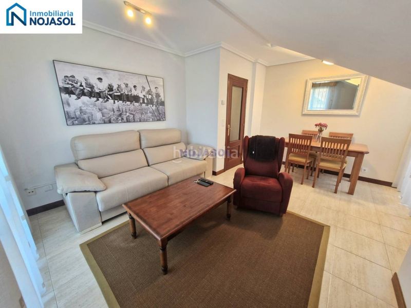 Foto b1fa7dd8-11dd-4545-a661-948de4f54308. Apartament amb calefacció aparcament piscina a Pedroso Noja