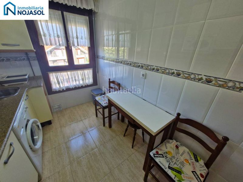 Foto b532f625-11ca-4a49-b827-a9f4a5997377. Apartament amb calefacció aparcament piscina a Pedroso Noja