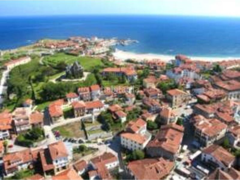 Foto d83c43a3-8a5d-4094-9c93-b16c1e0602ba. Casa adossada amb calefacció aparcament piscina a Comillas