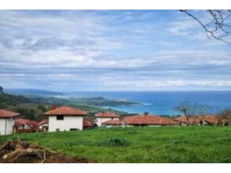 Foto f61d6f32-483b-4955-abdf-bf78c94b95bc. Casa adossada amb calefacció aparcament piscina a Comillas