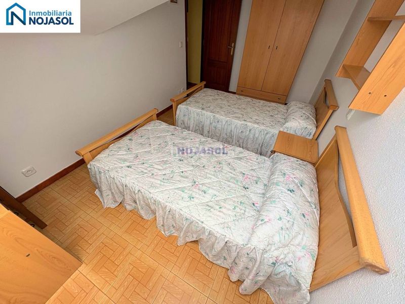 Foto 1afb42d7-eb91-42cf-bfb3-7709e8c70605. Rent flat with heating parking in Palacio Noja