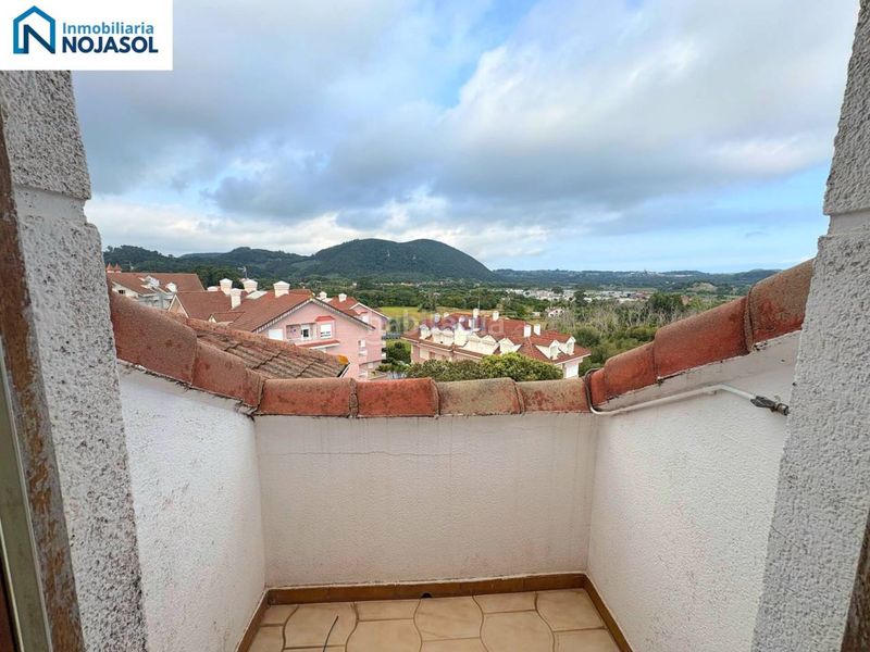 Foto ded338b1-7b02-41f1-962e-de8ff2d9ed37. Rent flat with heating parking in Palacio Noja