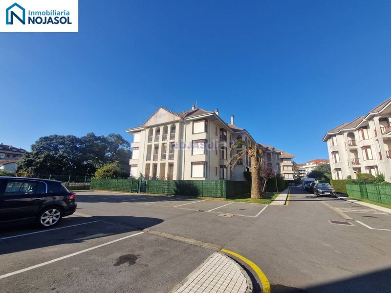 Foto 5c2f8918-4049-4ceb-b066-b562f6a4e2cd. Apartament amb aparcament a Palacio Noja