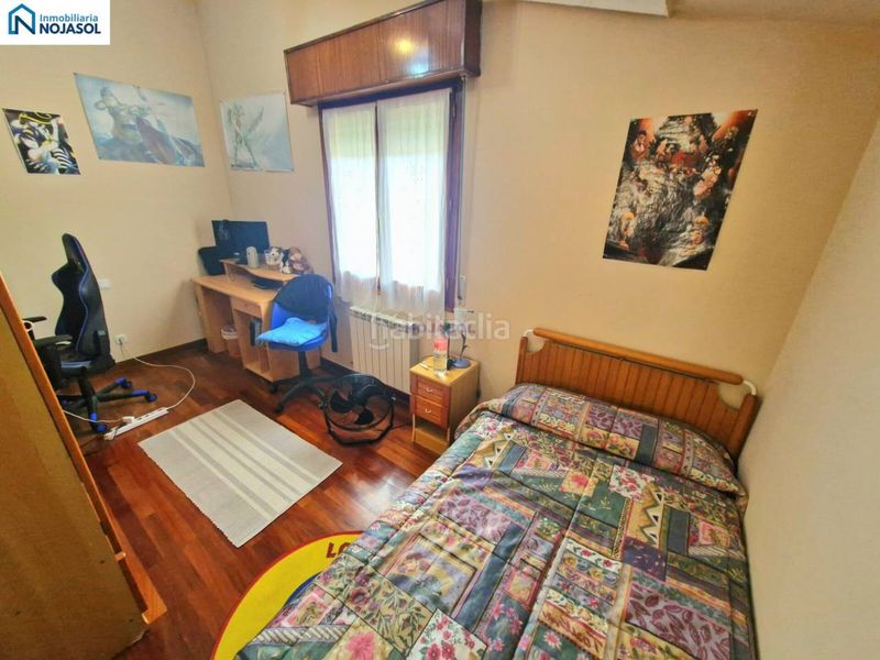 Foto 0499e3cd-575d-45a4-b329-f728b2eb24f0. Casa aparellada amb calefacció aparcament a Argoños