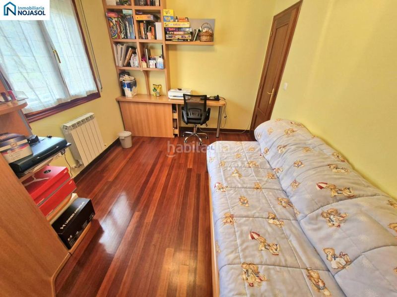 Foto 381122da-f511-4077-a487-32865771bdc7. Casa aparellada amb calefacció aparcament a Argoños