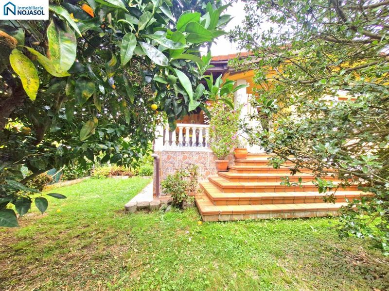 Foto 74450846-5a3a-4ae1-b25d-db73653702dc. Casa aparellada amb calefacció aparcament a Argoños