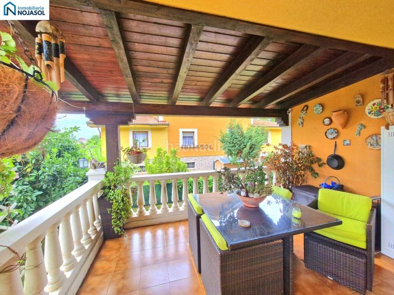 Foto fb28cd23-c2d4-4519-b34b-4a9dd4952f08. Casa aparellada amb calefacció aparcament a Argoños