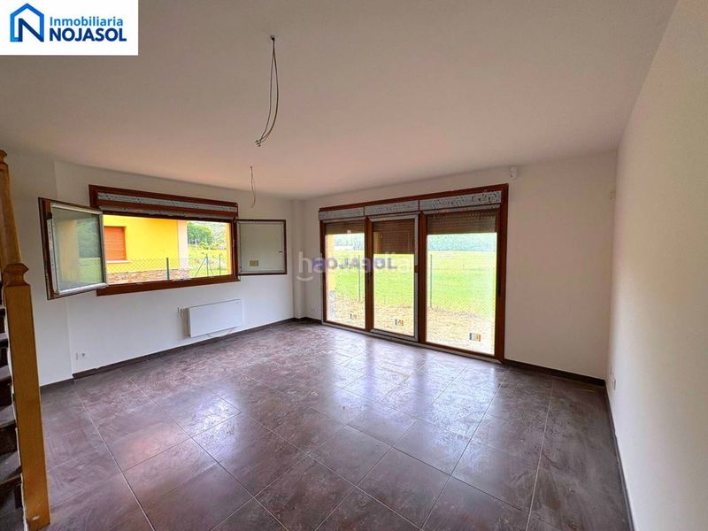 Foto 9adb2818-d5f1-4678-b4f7-20eaa350720f. Towny house with heating parking in Ruesga