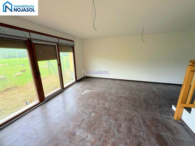Foto 9bb60d9b-a466-4fb3-9159-0fb49e3cc466. Towny house with heating parking in Ruesga