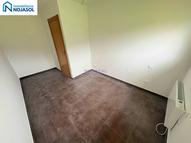 Foto ee5b0883-4408-4cd9-af11-14868f26bd1f. Towny house with heating parking in Ruesga
