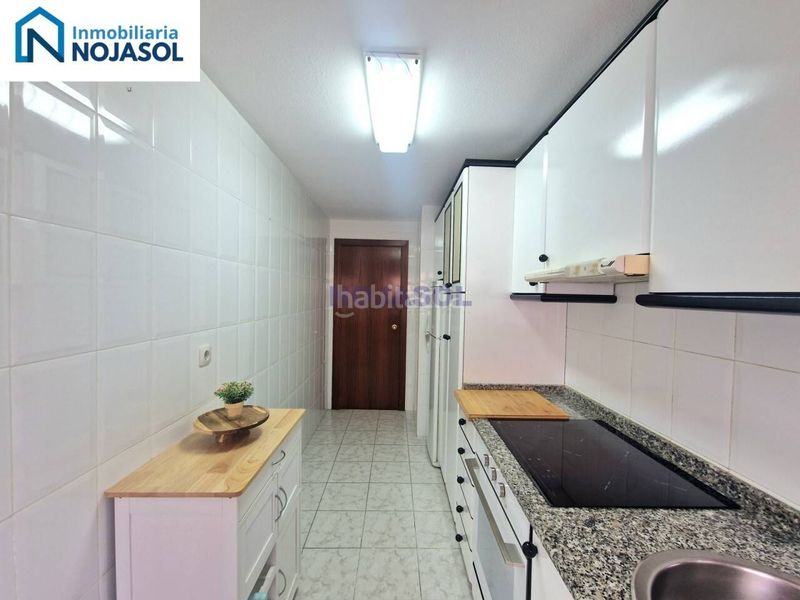 Foto 5afe37d3-4eb6-4e58-9c12-15a9813fb36b. Apartament amb calefacció aparcament piscina a Pedroso Noja