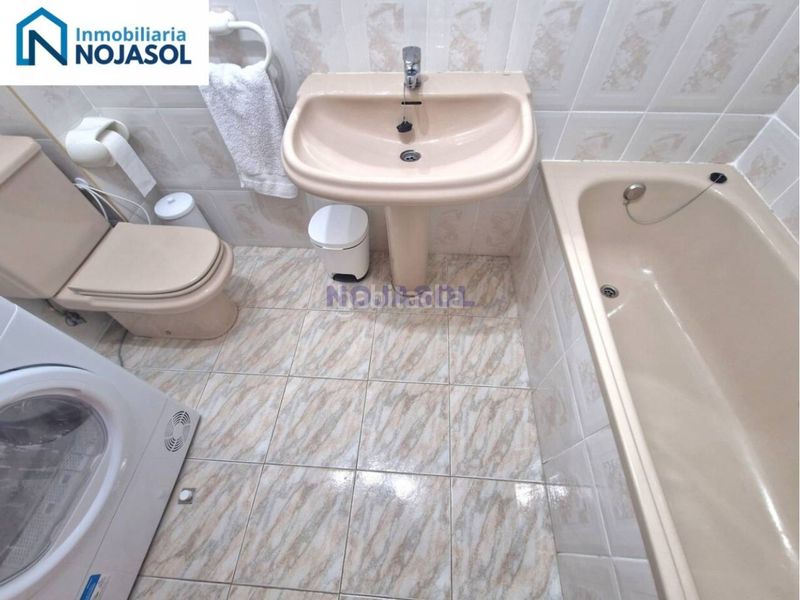 Foto 9279abbb-fa37-45f7-aad4-7b296dc03bdb. Apartament amb calefacció aparcament piscina a Pedroso Noja