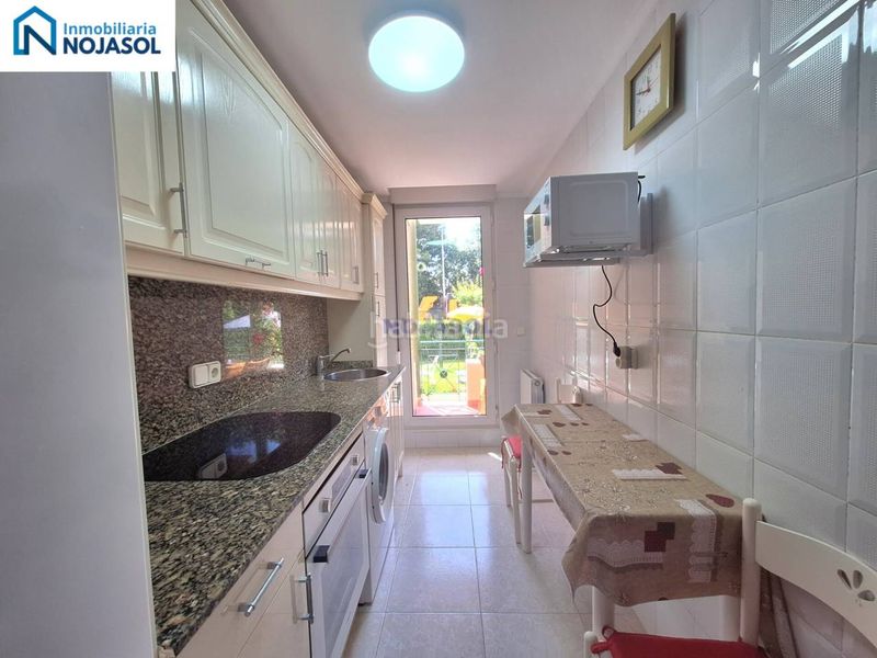 Foto 2da5f721-a5f4-4db4-b917-e1473fbe10e9. Rent apartment with heating parking in Palacio Noja
