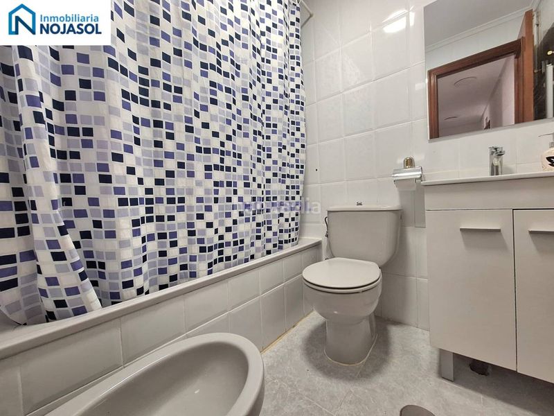 Foto 9502c131-3a1c-4709-8b09-e058a7a99526. Rent apartment with heating parking in Palacio Noja