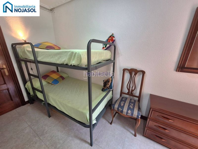 Foto 9aeac7a1-5aaa-44be-8c8d-4f2a512ffd2e. Rent apartment with heating parking in Palacio Noja