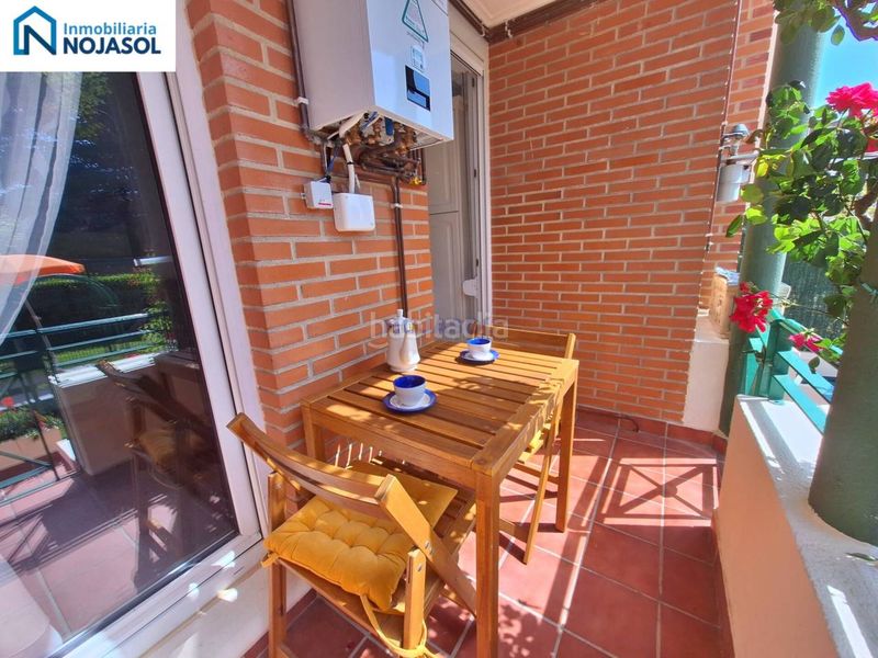 Foto bf019331-2ae0-411c-9c31-e952661c98a7. Rent apartment with heating parking in Palacio Noja