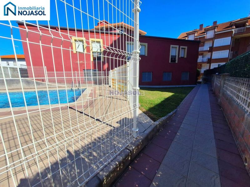 Foto c9ba55b5-f197-4b9c-91f0-4879f86fff17. Apartament amb calefacció aparcament piscina a El Arco-Rota-Fonegra Noja
