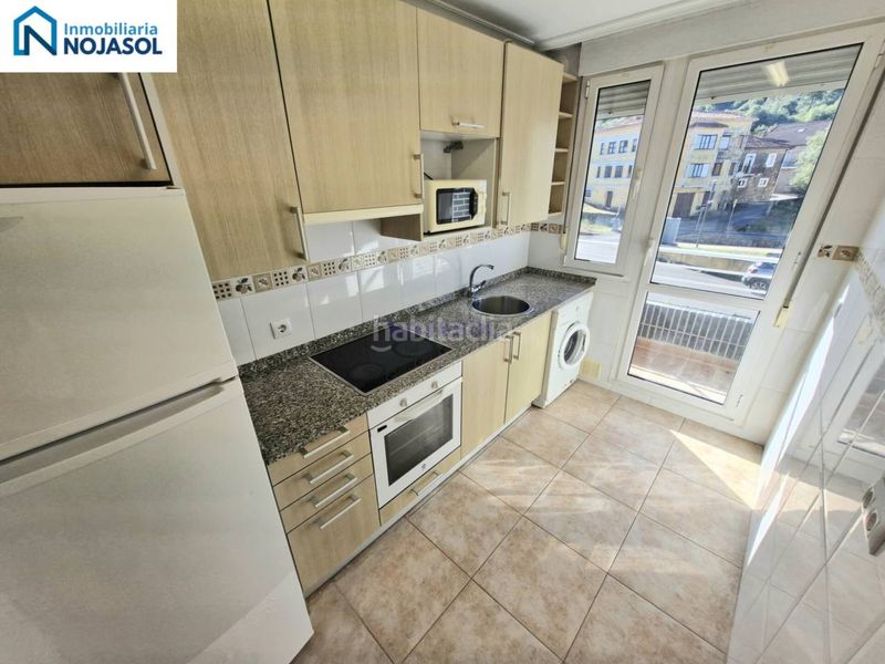 Foto 0c1f5076-40a1-4378-b4db-209b8d97d44b. Apartament amb calefacció aparcament a Hazas de Cesto