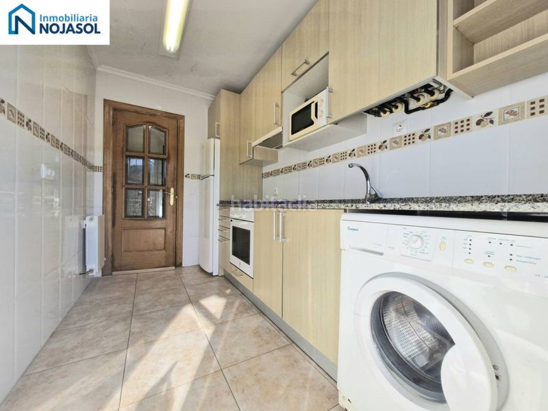 Foto 17f84cfb-793f-4381-94dc-7c41f387241e. Apartament amb calefacció aparcament a Hazas de Cesto