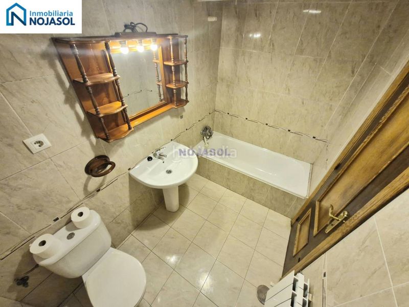 Foto 1ac90111-d8d6-4f5f-92c0-d173987772e7. Apartament amb calefacció aparcament a Hazas de Cesto