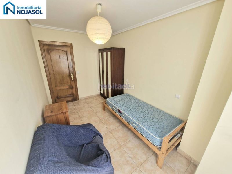 Foto 2008e7a3-759e-4762-8e14-2ad2a3e1e232. Apartament amb calefacció aparcament a Hazas de Cesto