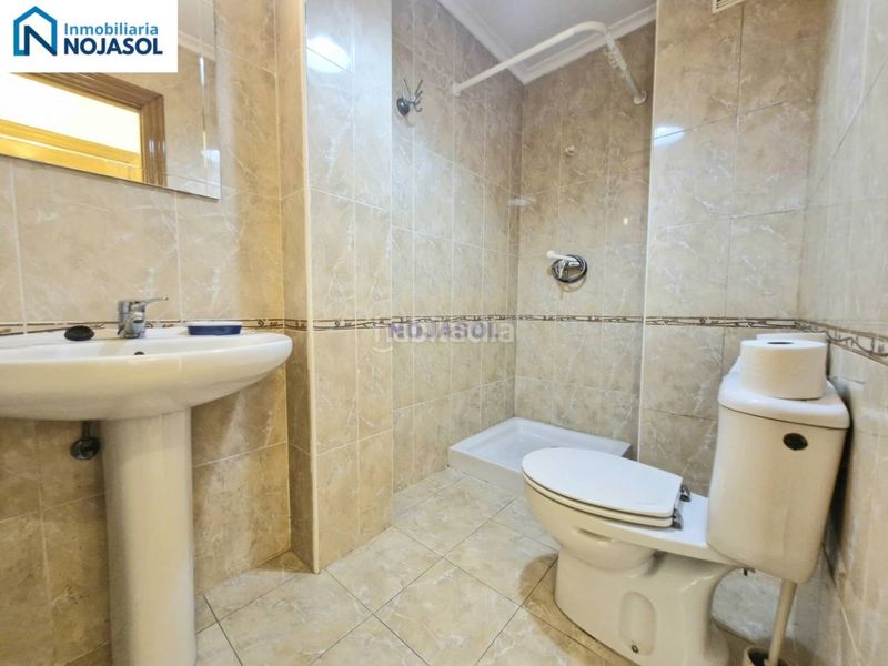 Foto 3fbd1e79-fac3-43b4-9733-abc8d316662d. Apartament amb calefacció aparcament a Hazas de Cesto
